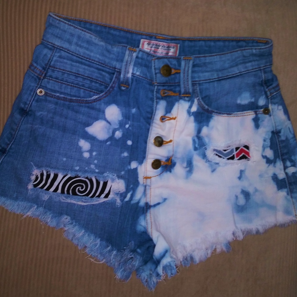 Vintage Guess Jean Cut off shorts High Waisted